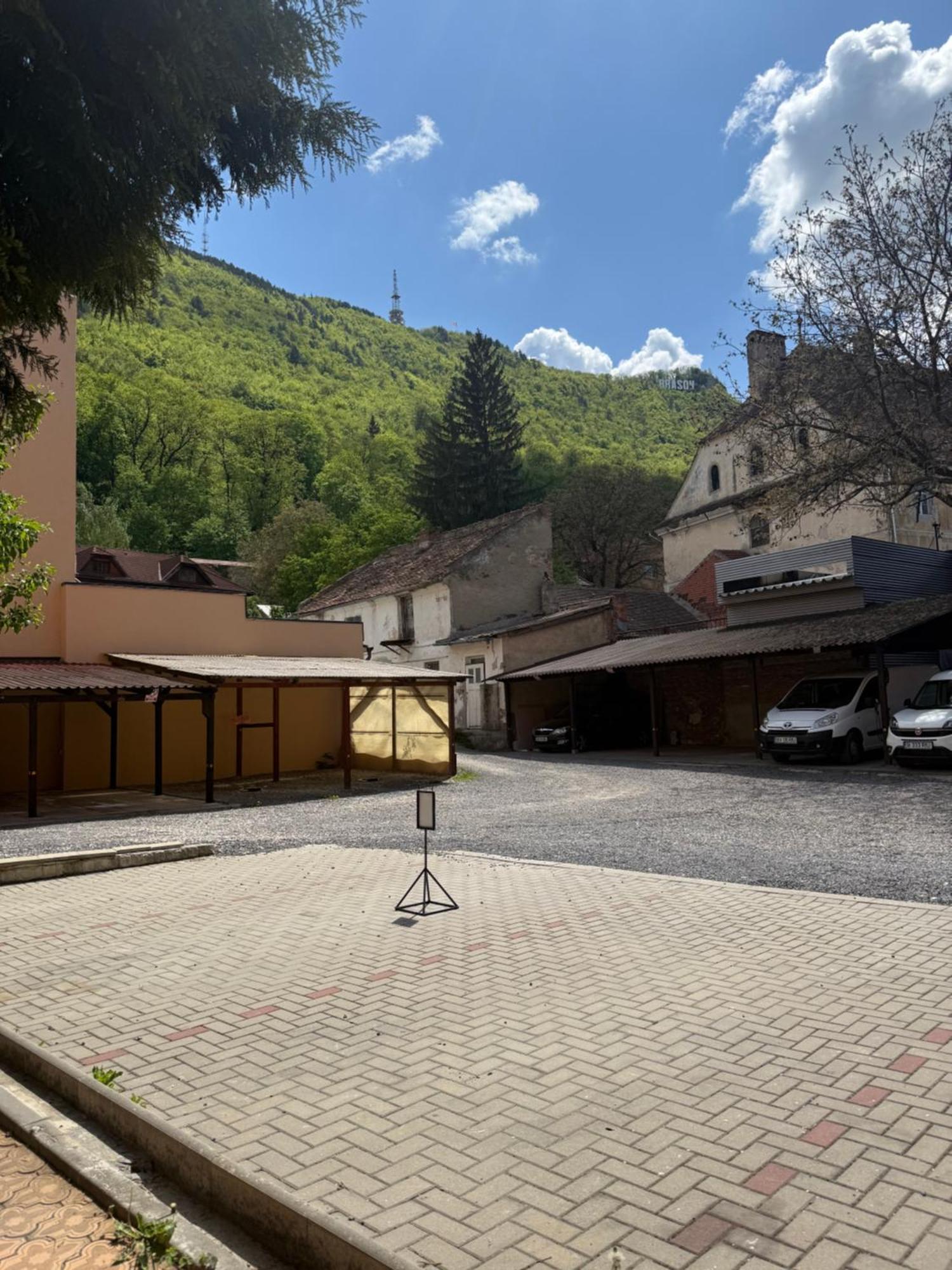 Toni S Luxury Place